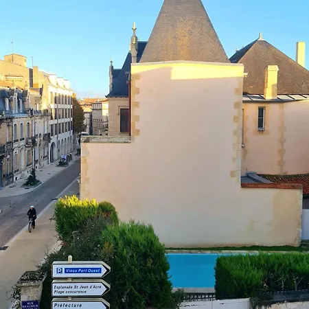 Apartment T2 Renove A 2 Pas Du Port Et De La La Rochelle (Charente-Maritime)