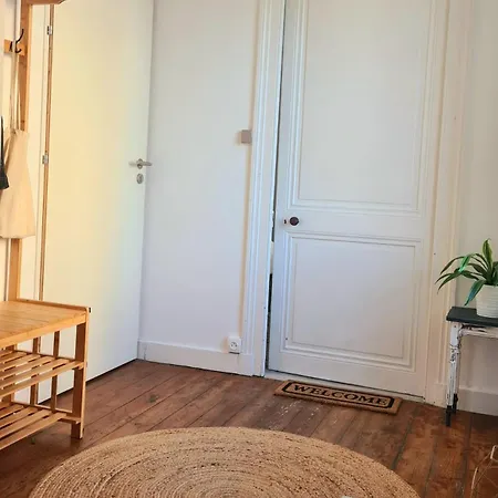 T2 Renove A 2 Pas Du Port Et De La *