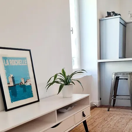 公寓 T2 Renove A 2 Pas Du Port Et De La 拉罗歇尔