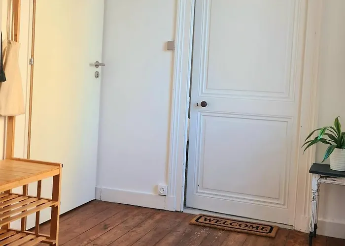 T2 Renove A 2 Pas Du Port Et De La *